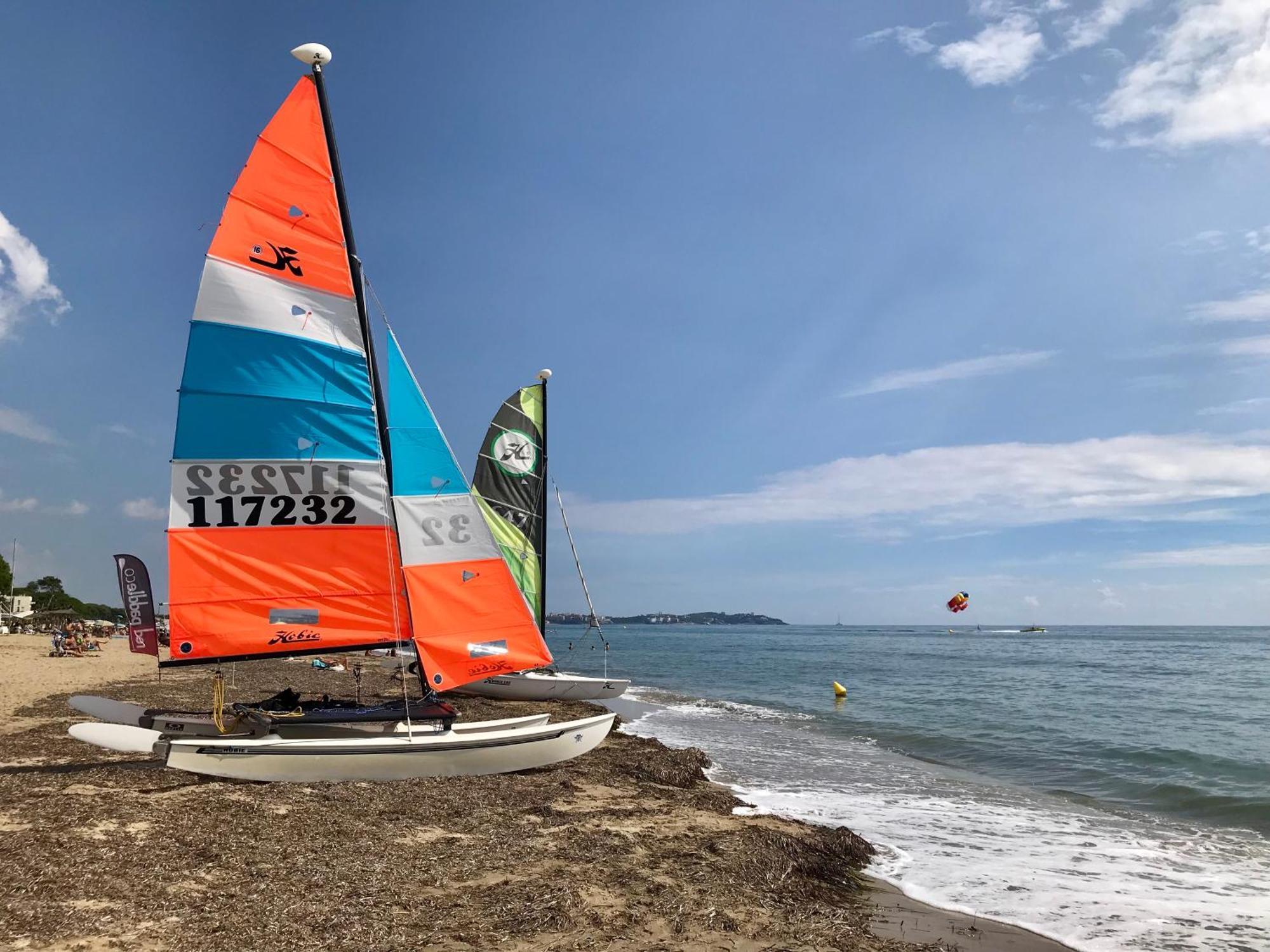 شقة Augusta Beach كامبريلس المظهر الخارجي الصورة