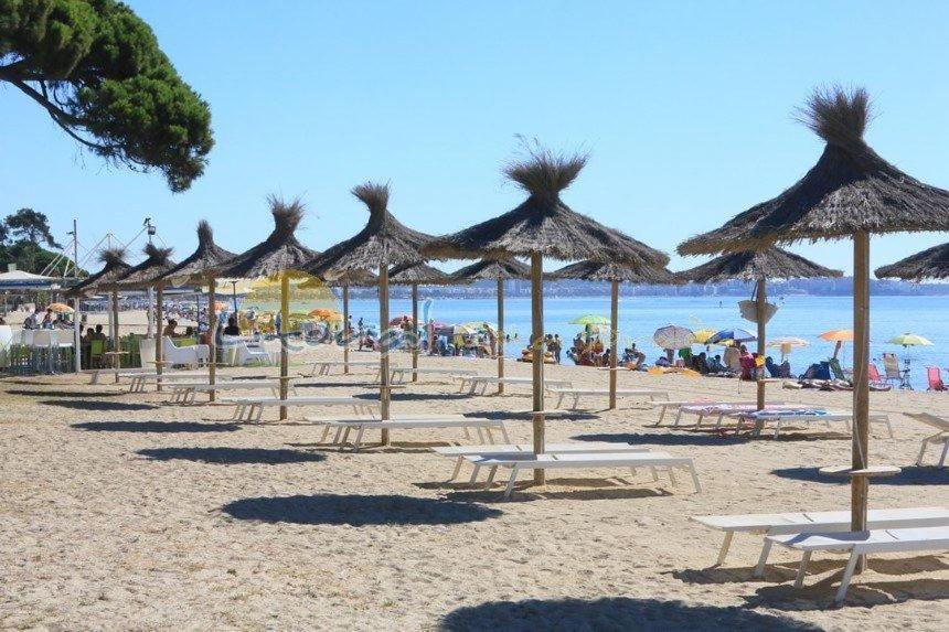 شقة Augusta Beach كامبريلس المظهر الخارجي الصورة